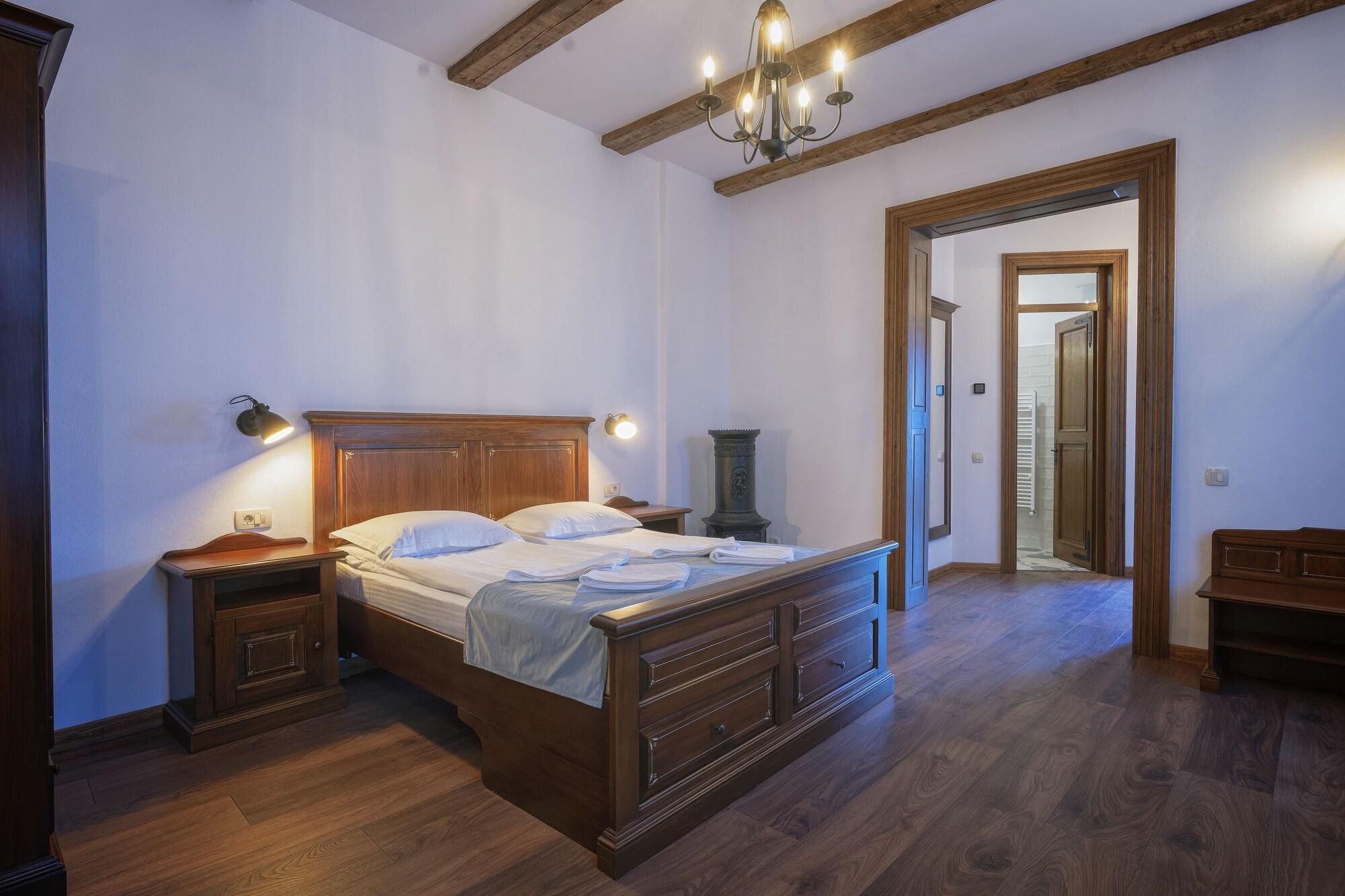 Hotel Boutique Casa Chitic -Hotel And Restaurant Str Johann Gott Nr7 브라쇼브 외부 사진