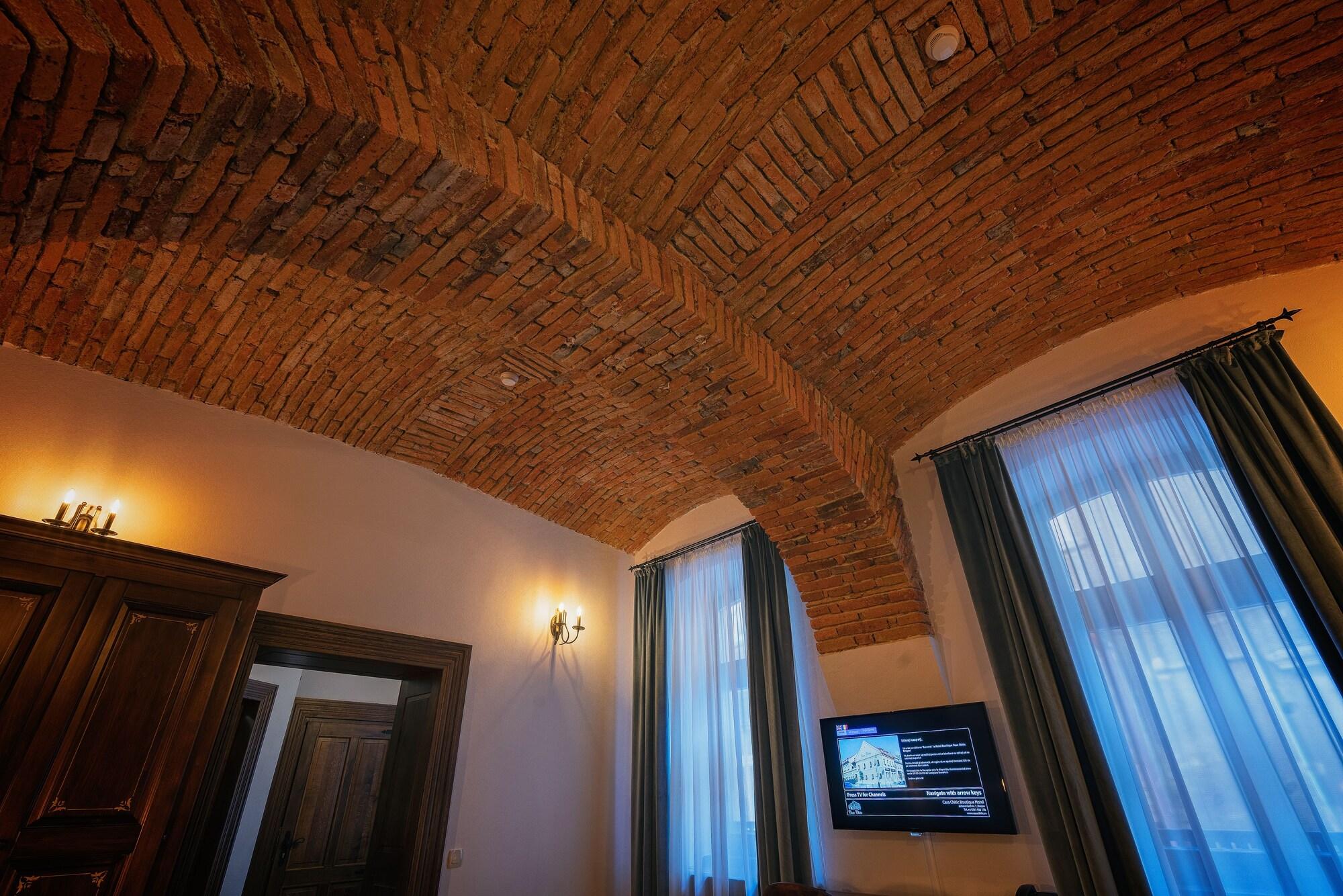 Hotel Boutique Casa Chitic -Hotel And Restaurant Str Johann Gott Nr7 브라쇼브 외부 사진