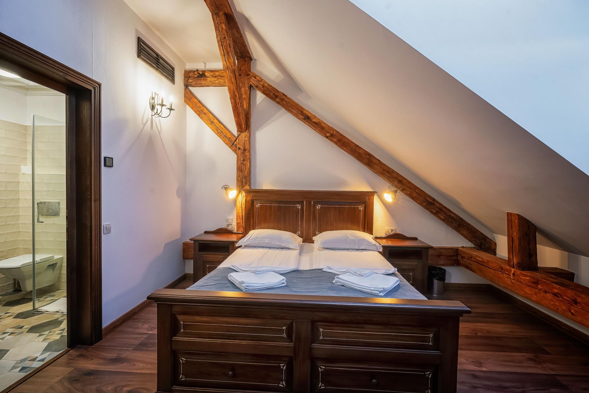 Hotel Boutique Casa Chitic -Hotel And Restaurant Str Johann Gott Nr7 브라쇼브 외부 사진