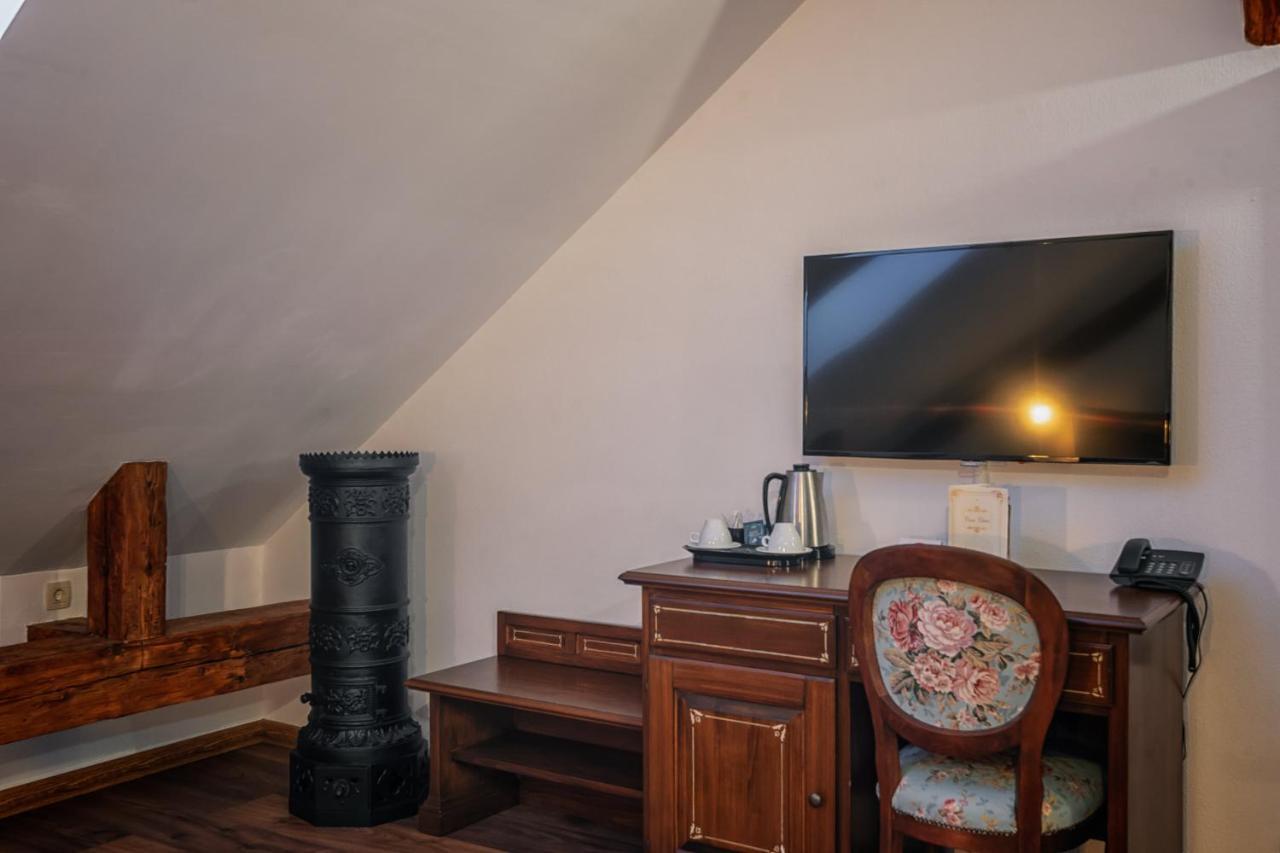 Hotel Boutique Casa Chitic -Hotel And Restaurant Str Johann Gott Nr7 브라쇼브 외부 사진