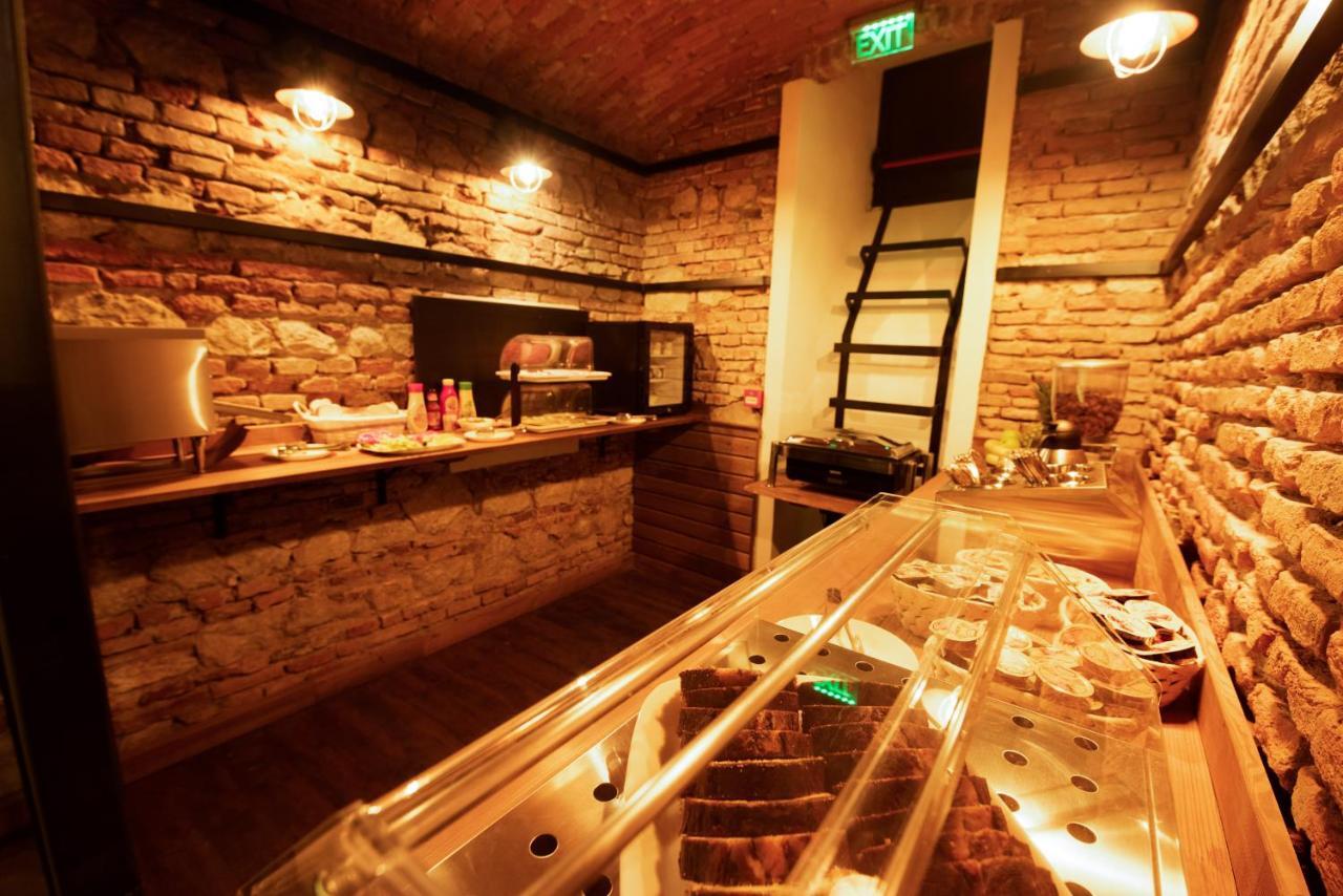 Hotel Boutique Casa Chitic -Hotel And Restaurant Str Johann Gott Nr7 브라쇼브 외부 사진